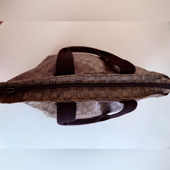 GUCCI Pewter Imprime Monogram Medium Zippered Cloth Shopping Tote - Picture 9 of 14